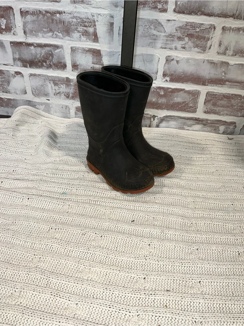 Black Rubber Winter Boots with Brown Soles infant size 5/6